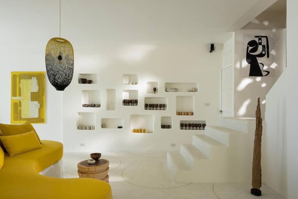 Villa Le Cerf Dore Hinkong Экстерьер фото